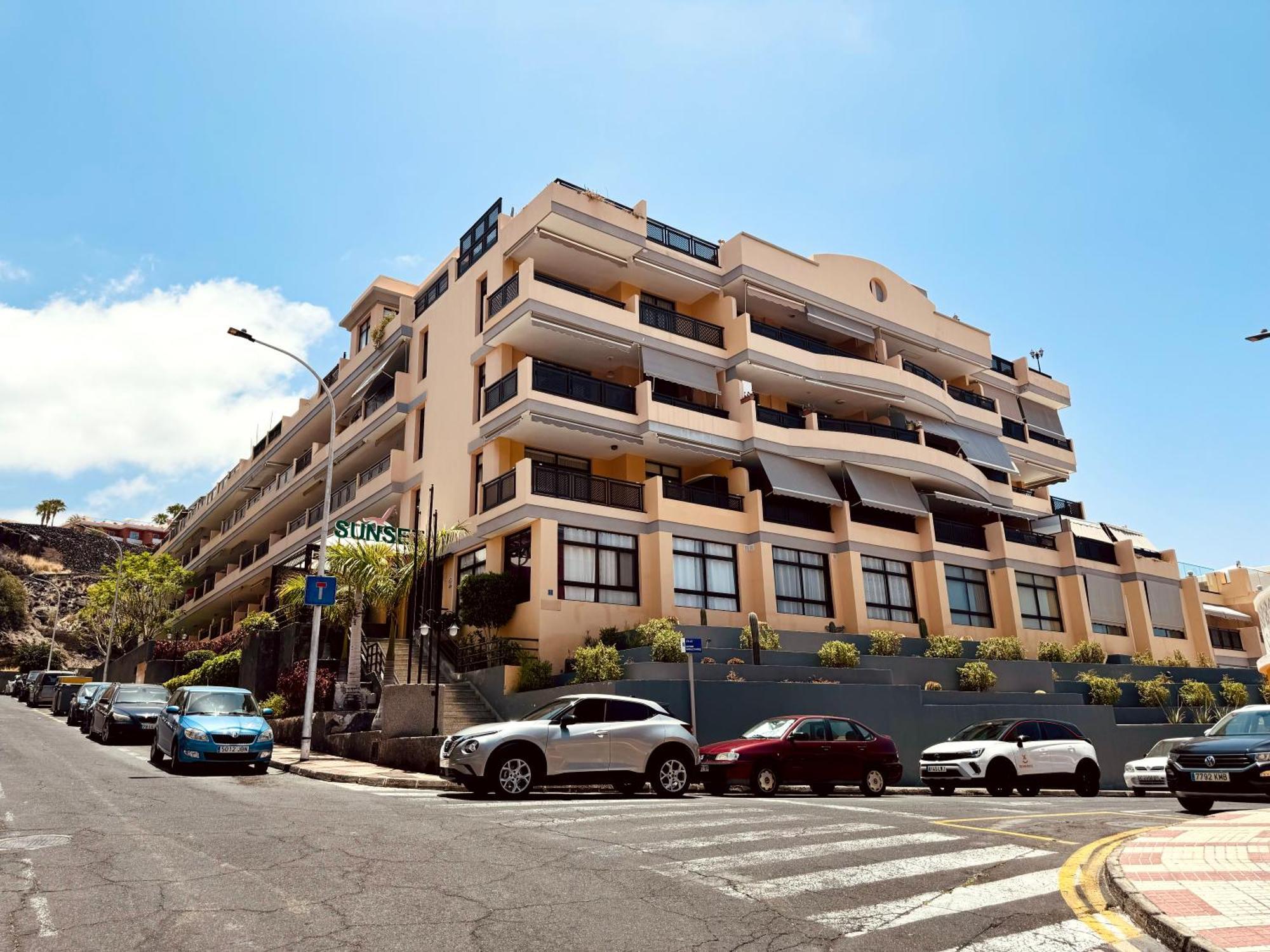 Casa Hugo - Ocean View, Quiet Pool, Fibre Net, Los Gigantes 圣地亚哥港 外观 照片